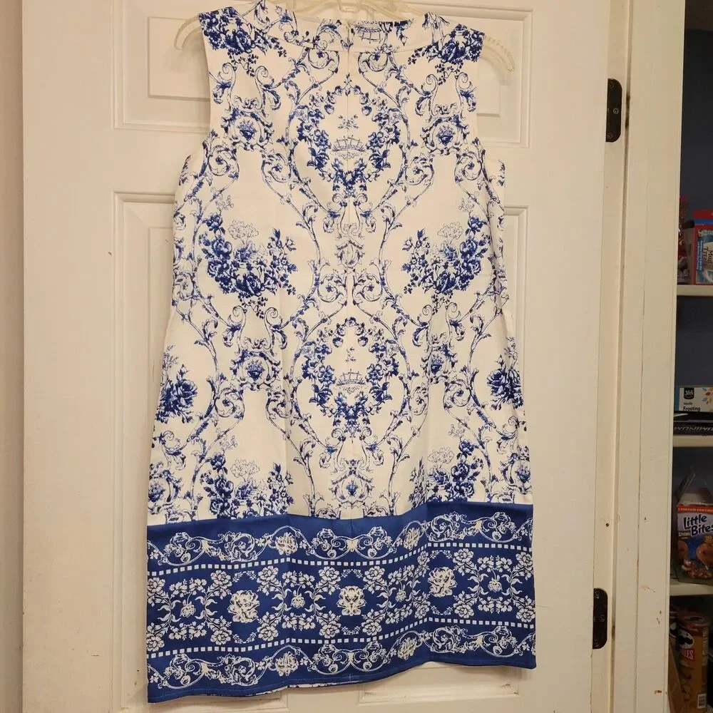 London Times Women's Size 2 Blue White Floral Damask Sleeveless Sheath Dress - Picture 3 of 9